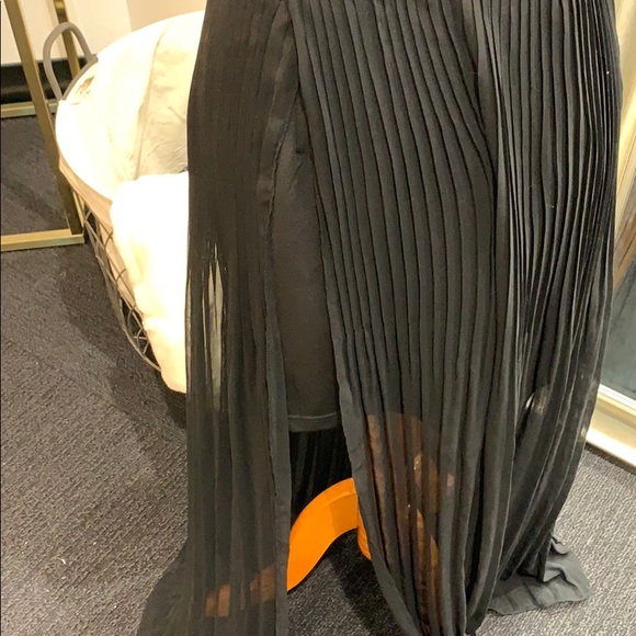 πβ¨HP β¨πG by Guess Flowy black dress - Picture 3 of 5